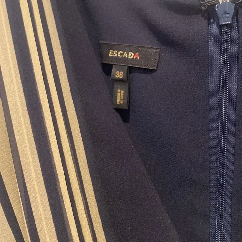 Authentic Escada dress - Picture 6 of 13